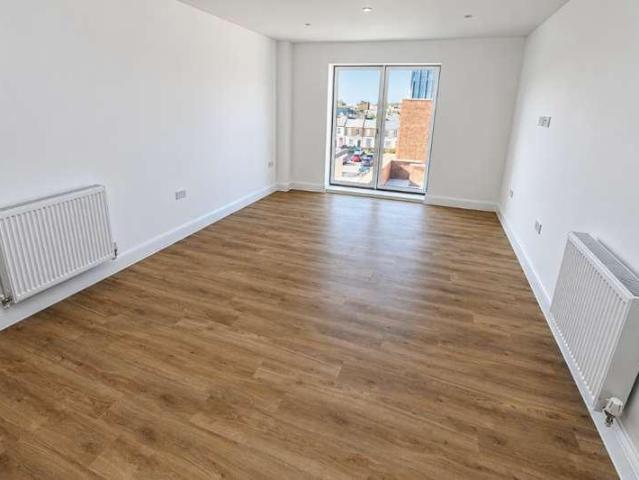 Flat for sale in Mickleburgh Hill, Canterbury