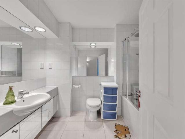Flat for sale in City of Westminster, Greater London