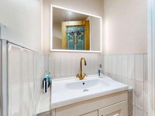 Flat for sale in Crosshill, Glasgow