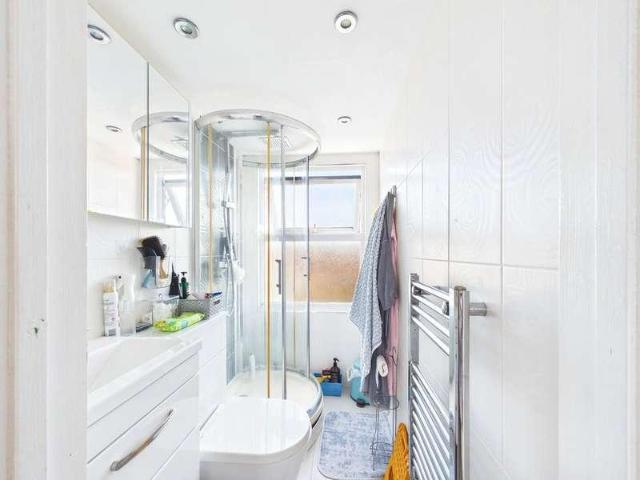 Flat for sale in Aldrington