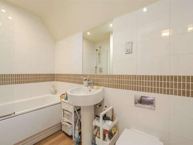 Flat for sale in Sydenham, Green Close