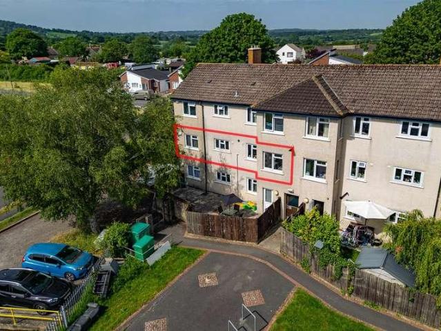 Flat for sale in Feckenham, City Of Bristol