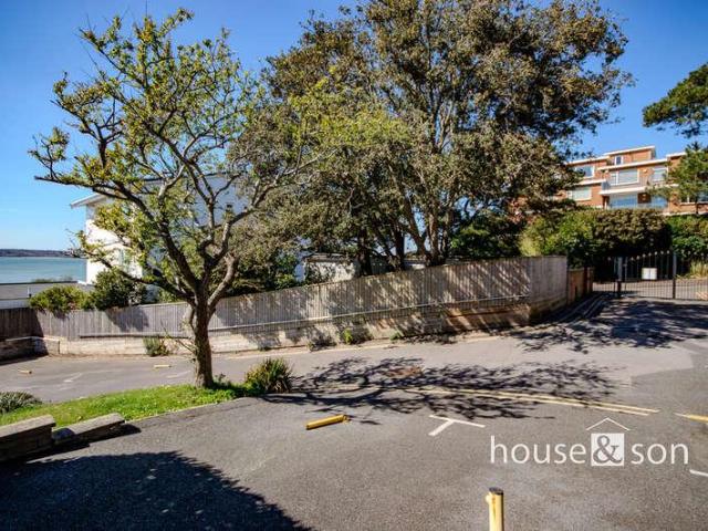 Flat for sale in Canford Cliffs, Poole