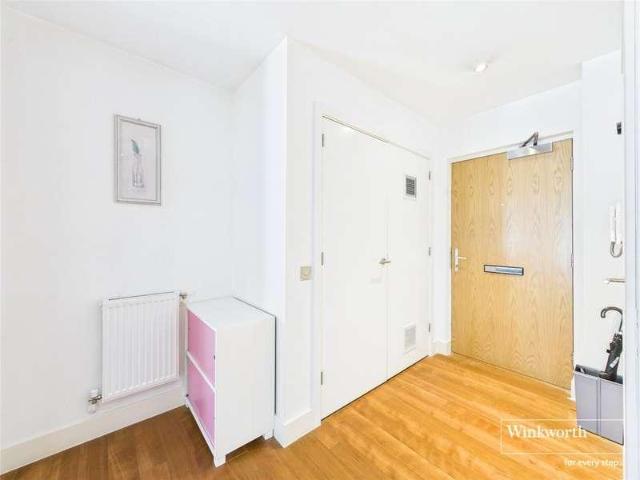 Flat for sale in Enborne, West Berkshire