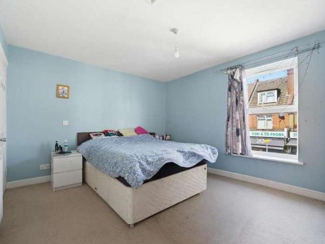 Flat for sale in Holywell Estate, North Watford