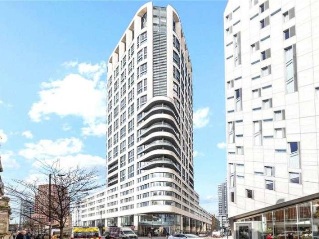 Flat for sale in St Luke's, Greater London