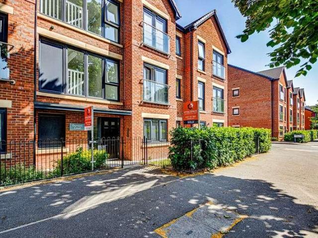Flat for sale in Trafford Park, Greater Manchester