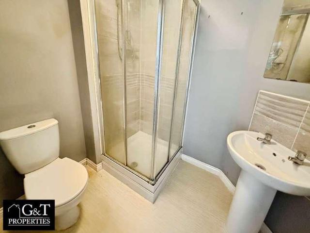 Flat for sale in Dixons Green, West Midlands