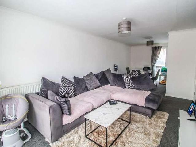 Flat for sale in Oxclose, Washington