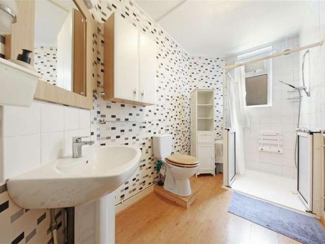 Flat for sale in London Borough of Lewisham, Greater London