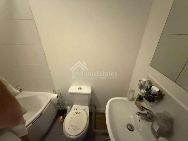Flat for sale in Eightlands, Dewsbury