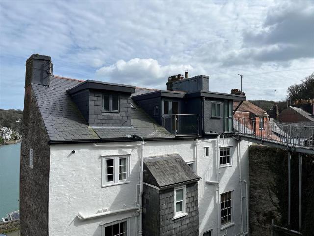 House for sale in Strode, Devon