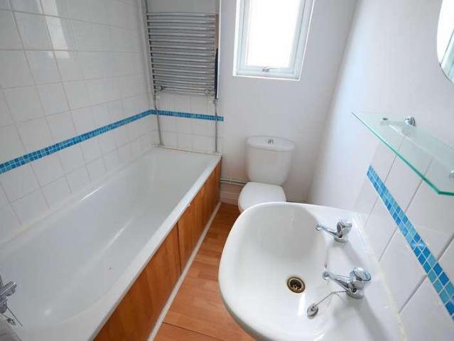 Flat for sale in Boscombe, Bournemouth