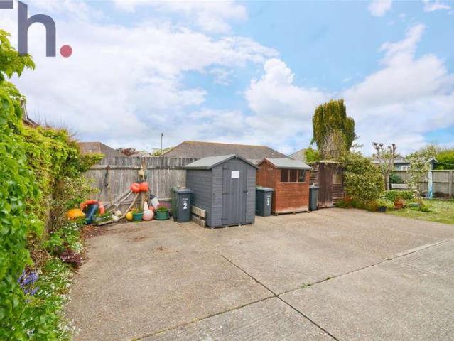 Flat for sale in Freshwater, Isle Of Wight