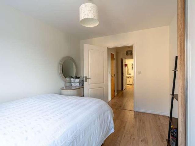 Flat for sale in Cowley Marsh, Oxford