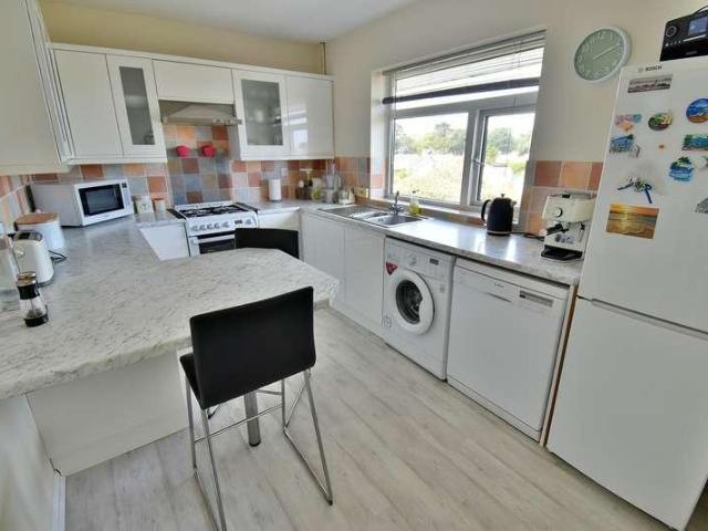 Flat for sale in Tricketts Cross, Ferndown