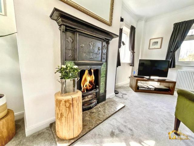 Flat for sale in Old Town, Heathlands