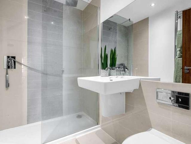 Flat for sale in Hertford, Colliers End