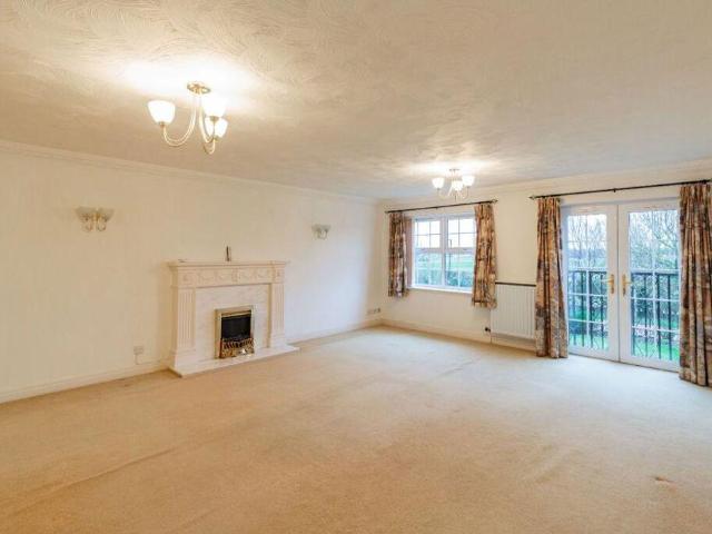 Flat for sale in St Annes, Lytham