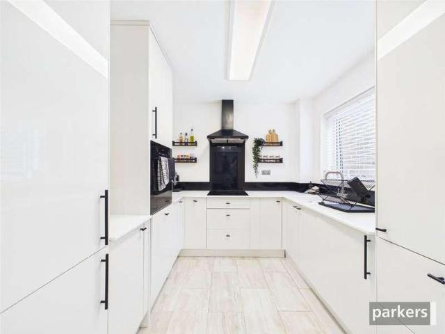 Flat for sale in Woodley