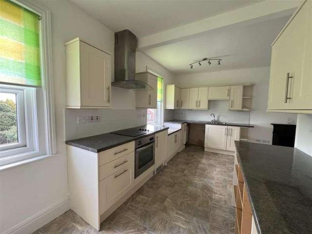 Flat for sale in Hereford And Worcester