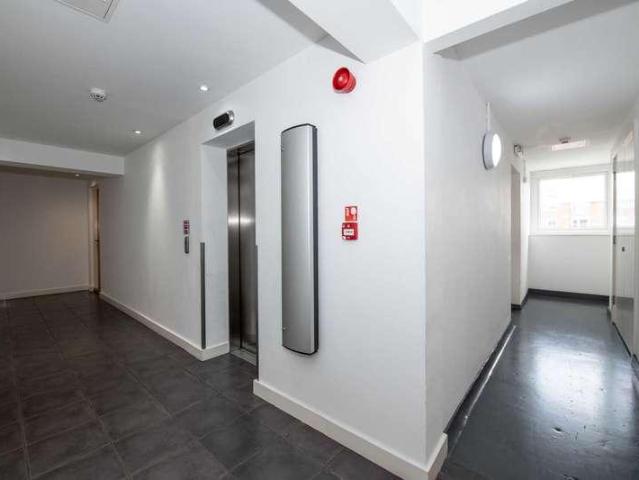 Flat for sale in Georgia, Greater Manchester