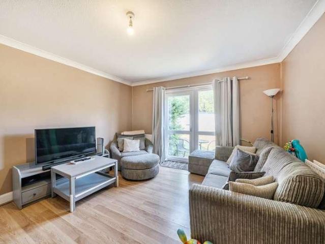Flat for sale in Greater London