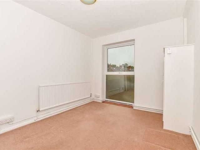 Flat for sale in Bourne Vale, Kent