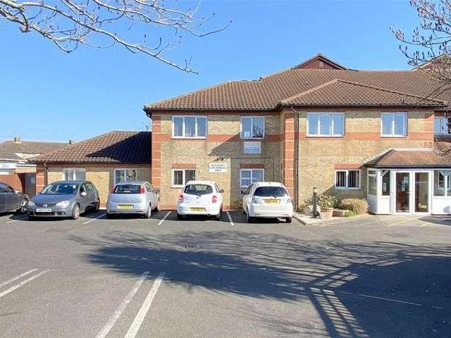 Flat for sale in Shoreham-by-Sea, Adur