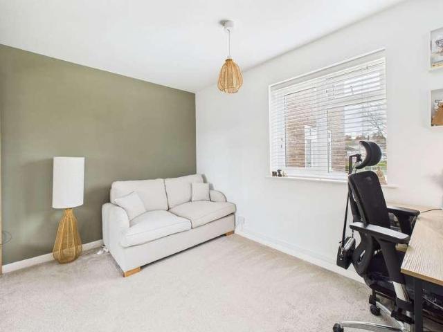 Flat for sale in West Worthing, Worthing