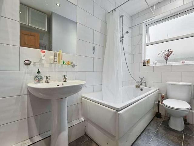 Flat for sale in Greater London