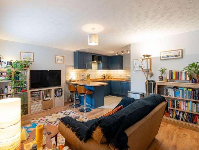 Flat for sale in New Marston, The Slade