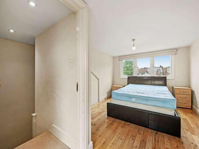 Flat for sale in London Borough of Brent, Greater London