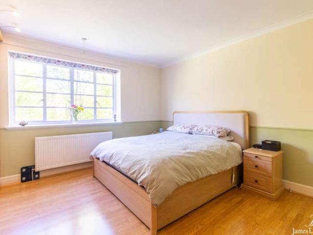Flat for sale in Edgbaston, West Midlands