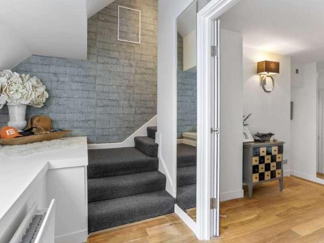 Flat for sale in Greater London