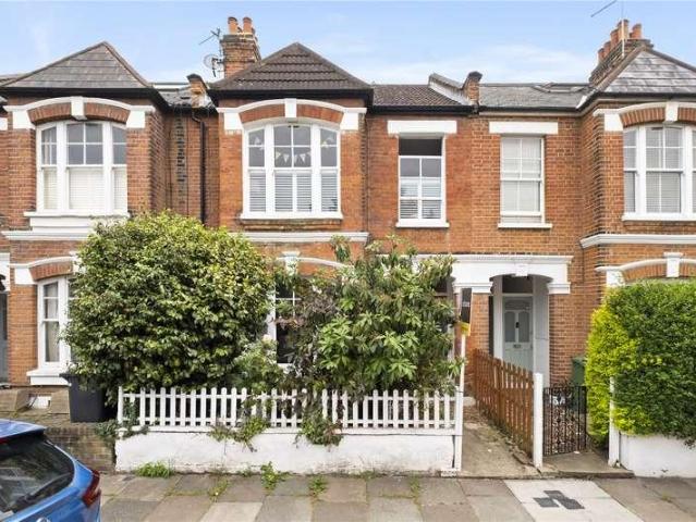 Flat for sale in Streatham Hill, Greater London