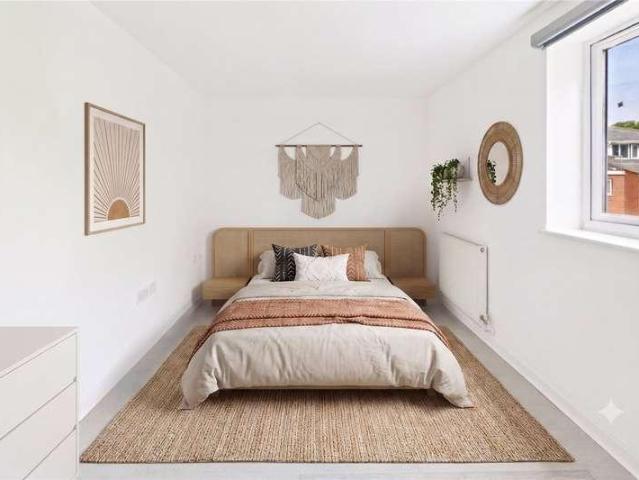 Flat for sale in Streatham Hill, Greater London