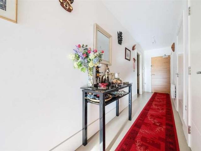 Flat for sale in Cauldwell, Bedford