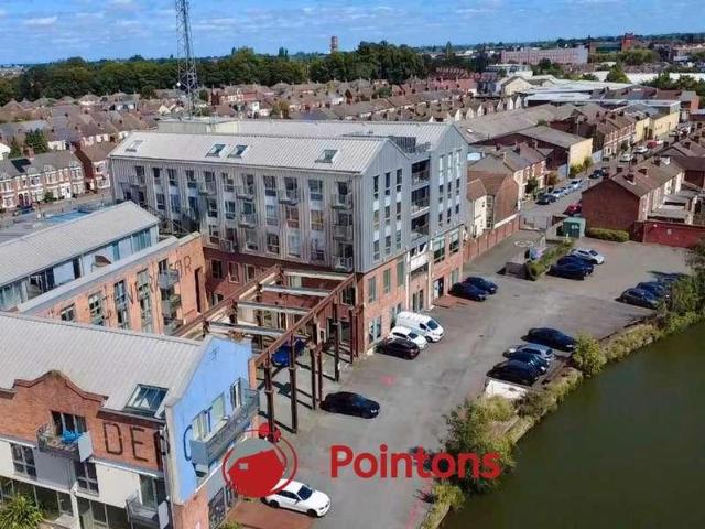 Flat for sale in Hillfields, West Midlands