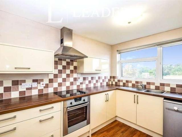 Flat for sale in West Worthing, Worthing