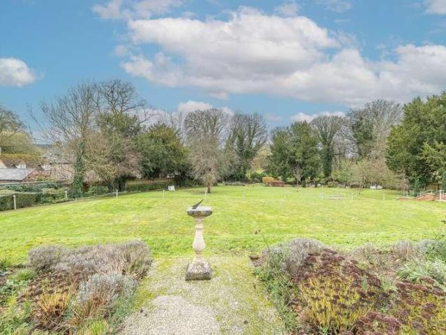 Flat for sale in Wendover, Buckinghamshire