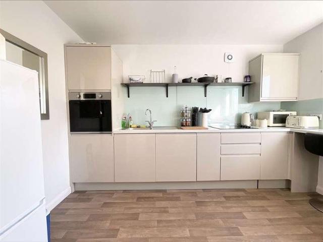 Flat for sale in Fishersgate, West Sussex