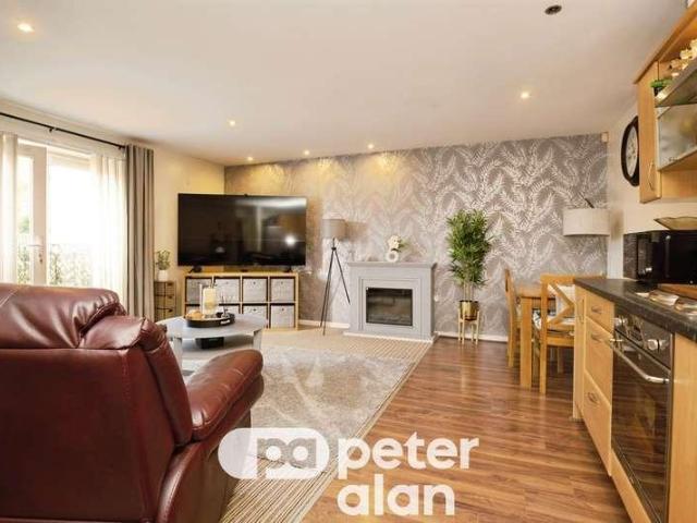 Flat for sale in Bishpool, Newport