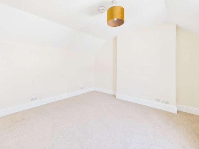 Flat for sale in Worthing, West Sussex