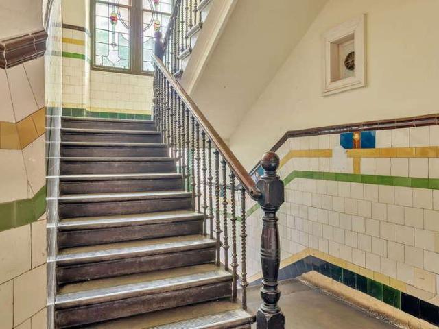 Flat for sale in Shawmoss, Glasgow