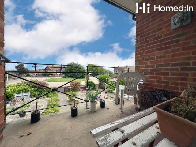 Flat for sale in Worthing, West Sussex