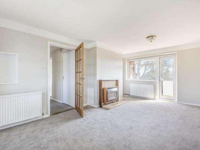 Flat for sale in The Slade, Oxfordshire