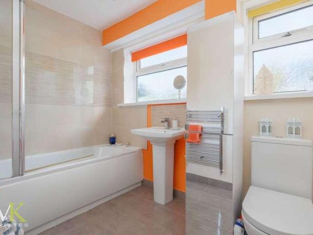 Flat for sale in Throop, Bournemouth