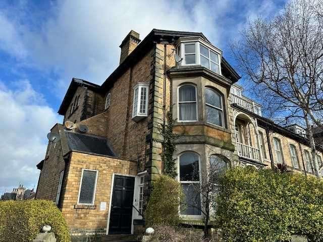 Flat for sale in South Cliff, Kepwick