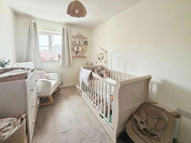 Flat for sale in Buckingham Park, Buckinghamshire